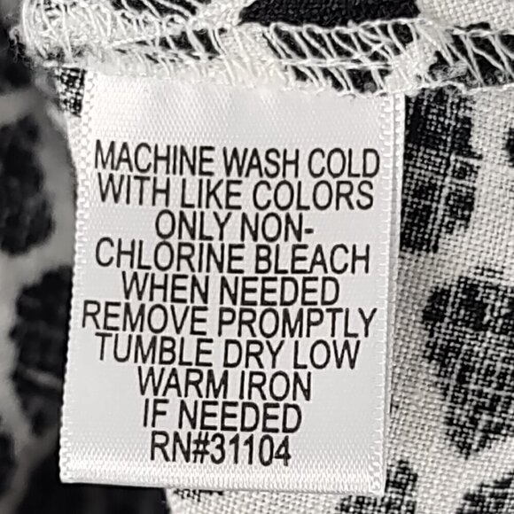 Kim Rogers Petite 100% Linen Black White Pattern Button Down Shirt Size PS - Picture 11 of 11